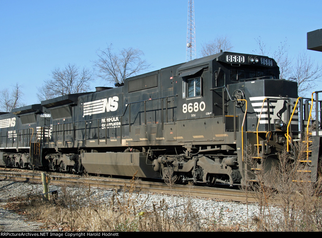 NS 8680